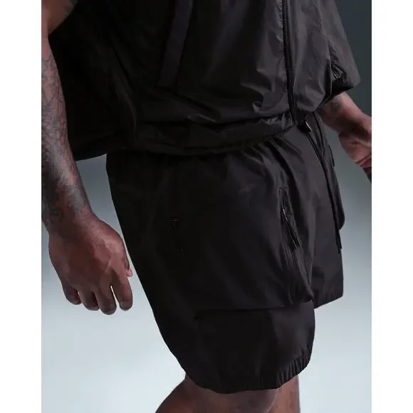 Nike Tech Storm Fit Cargo Lightweight Shorts Men's 2XL HJ2946-010 NWT $135